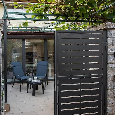Apartma Arieli *